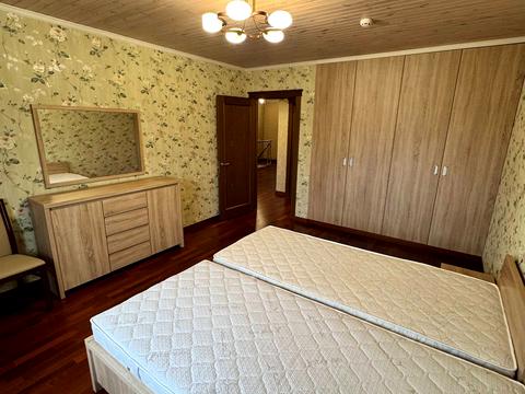 будинок за адресою Ярова вул. (Червоноармійська)