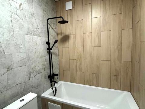 квартира за адресою Романа Левицького вул., 4