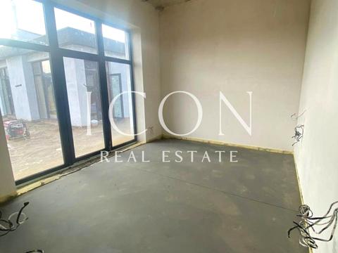 будинок за адресою Квітнева вул.