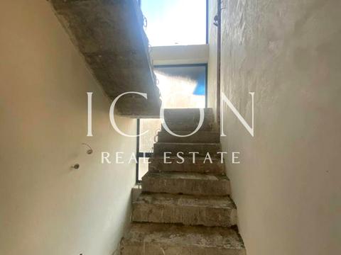 будинок за адресою Квітнева вул.