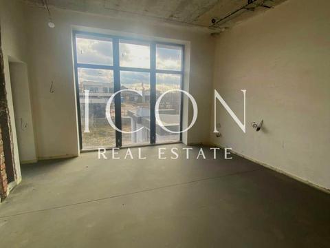 будинок за адресою Квітнева вул.