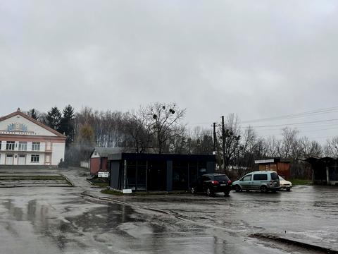 комерційна за адресою с. Троянів, Висоцького, 1