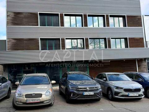 комерційна за адресою Загорівська вул. (Багговутівська), 17-21