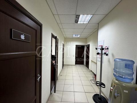 комерційна за адресою Загорівська вул. (Багговутівська), 17-21