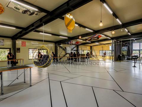 комерційна за адресою 192-га Садова вул., 192