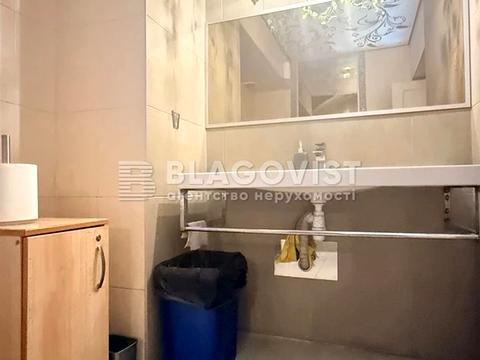 комерційна за адресою Архітектора Городецького вул., 11