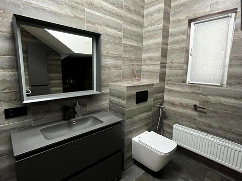 дом по адресу  ул.