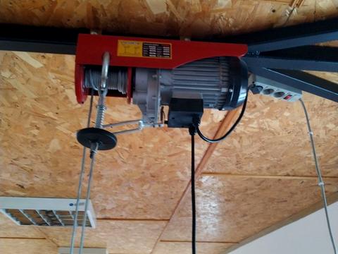 комерційна за адресою Карпенка-Карого вул., 15