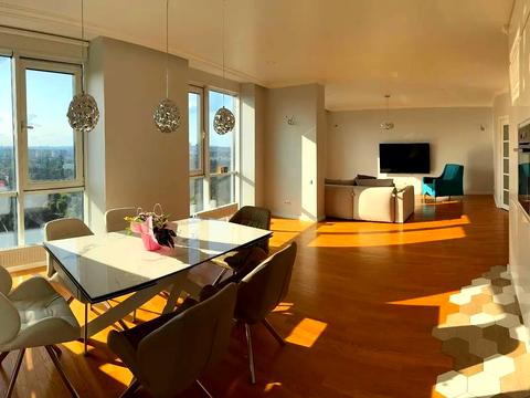 квартира по адресу Князя Романа Мстиславича ул. (Генерала Жмаченка), 28