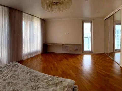 квартира по адресу Князя Романа Мстиславича ул. (Генерала Жмаченка), 28