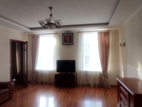 квартира за адресою Левка Лук'яненка вул. (Василя Жуковського), 7