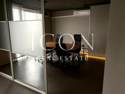 коммерческая по адресу Calle Dilova ул. (Димитрова), 1/2