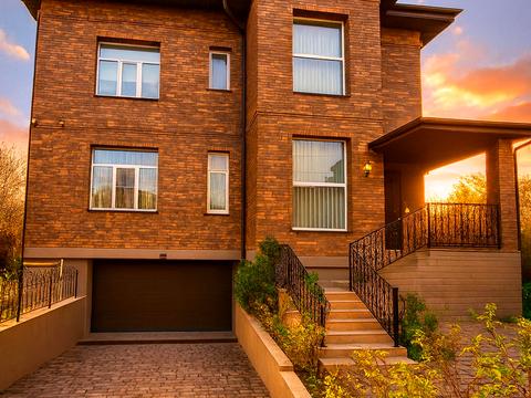 будинок за адресою Михайла Ялового пров. (Толбухіна)