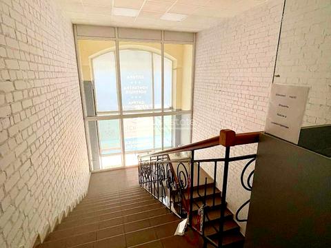 коммерческая по адресу Владимира Ивасюка просп. (Героїв Сталінграду), 8