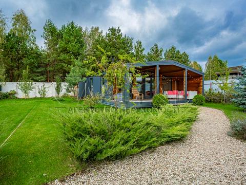 будинок за адресою центральна