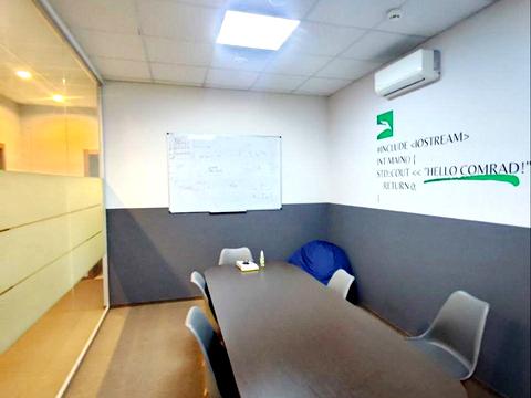 комерційна за адресою Ярославська вул., 56