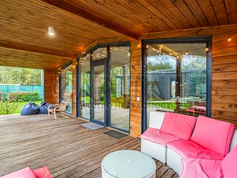 будинок за адресою Лісова