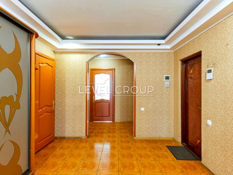 квартира за адресою Анни Ахматової вул., 43