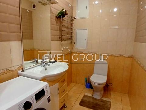 квартира за адресою Анни Ахматової вул., 43