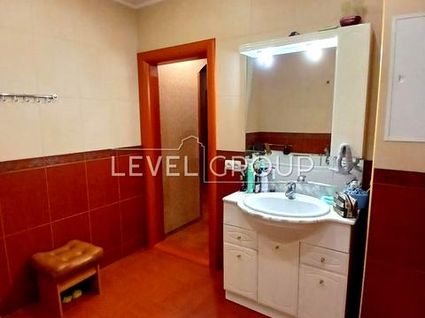 квартира за адресою Анни Ахматової вул., 43