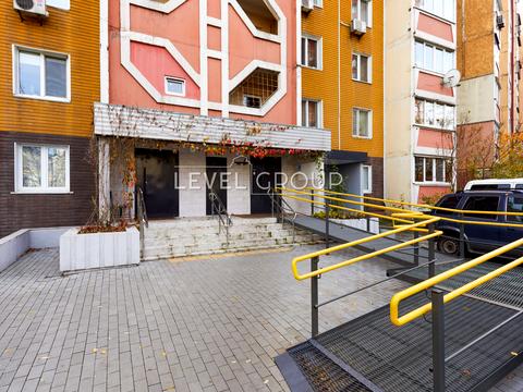 квартира за адресою Анни Ахматової вул., 43