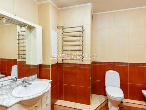 квартира за адресою Анни Ахматової вул., 43