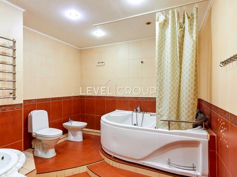 квартира за адресою Анни Ахматової вул., 43