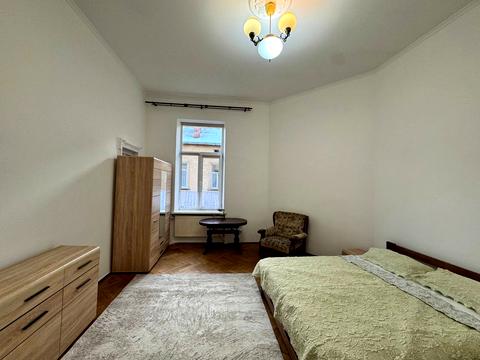 квартира за адресою Гетьмана Петра Дорошенка вул. (), 42