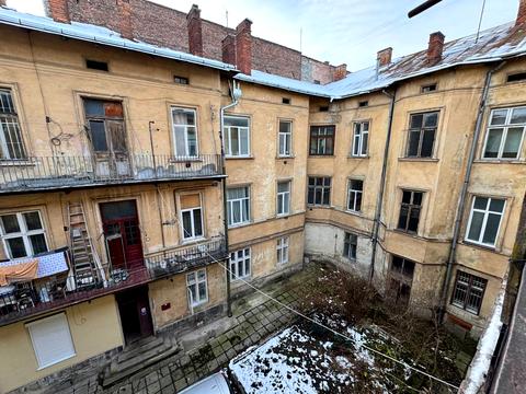 квартира за адресою Гетьмана Петра Дорошенка вул. (), 42