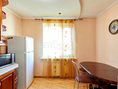 квартира за адресою Анни Ахматової вул., 43