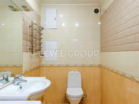 квартира за адресою Анни Ахматової вул., 43