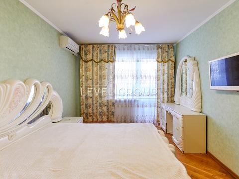 квартира за адресою Анни Ахматової вул., 43