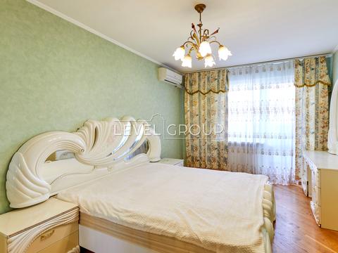 квартира за адресою Анни Ахматової вул., 43