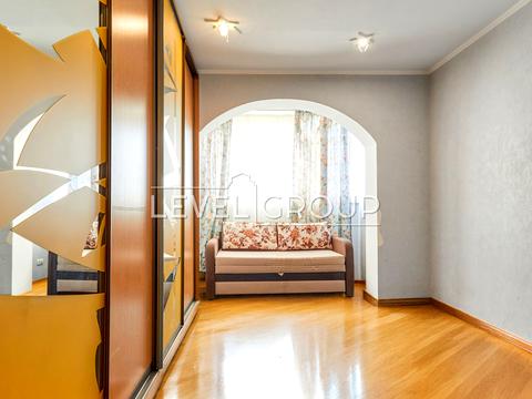 квартира за адресою Анни Ахматової вул., 43