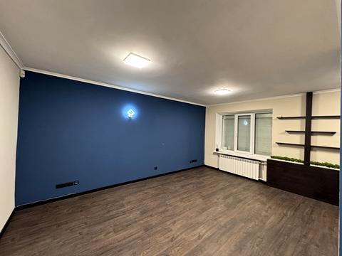 коммерческая по адресу Лаврская ул. (Январского восстания), 8