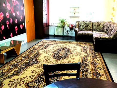 дом по адресу Михаила Грушевского ул. (Карла Либкнехта)