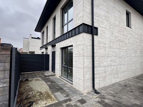 будинок за адресою Зоряна вул.