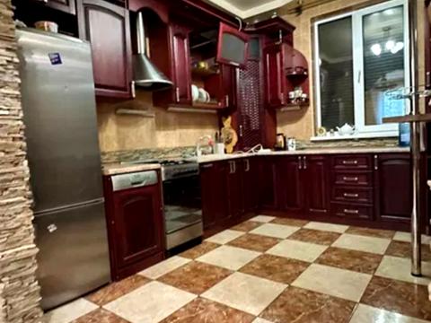 будинок за адресою Надії Алексєєнко вул. (Чичеріна)