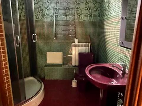 будинок за адресою Надії Алексєєнко вул. (Чичеріна)