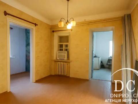 будинок за адресою Юрія Кондратюка вул. (Комунарівська)