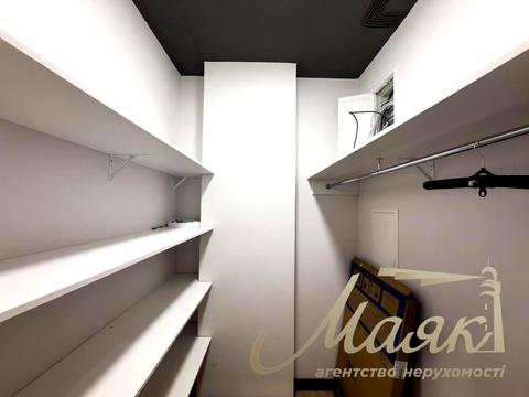 комерційна за адресою Жилянська вул., 68