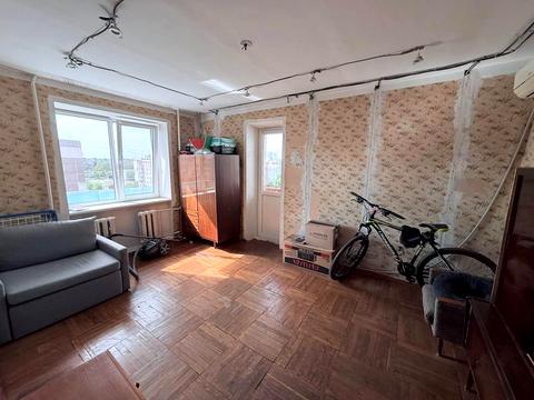 квартира за адресою Євгена Чикаленка вул., 68б