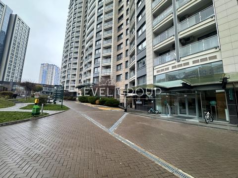 комерційна за адресою Голосіївський просп. (40-річчя Жовтня), 60