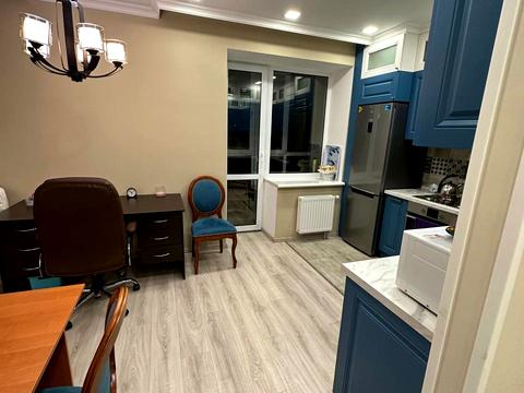 квартира за адресою Дениса Рачінського вул. (Комбінатна), 25