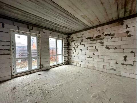 будинок за адресою Молодіжна вул., 4