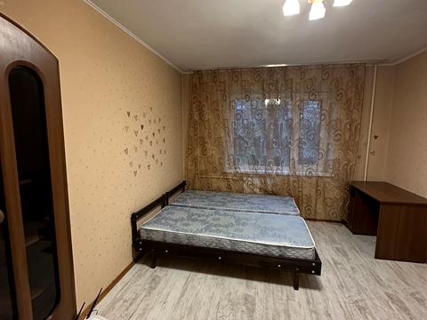 квартира за адресою Анни Ахматової вул., 13-Б