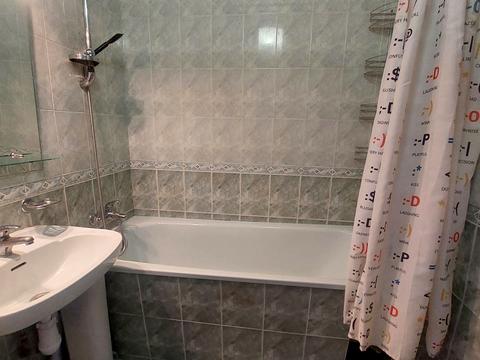 квартира за адресою Академіка Глушкова просп., 35