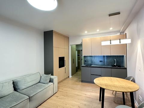 квартира за адресою Михайла Максимовича вул. (Онуфрія Трутенка), 26-Б