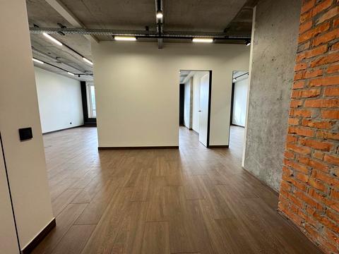 коммерческая по адресу Днепровская набережная ул., 15-К