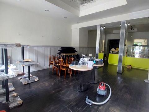 комерційна за адресою Європейська пл. (Катерининська), 58